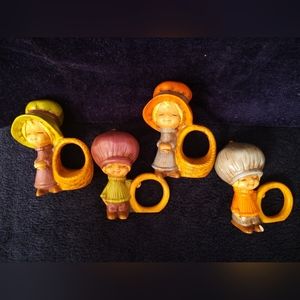 SALE Vintage Ceramic Napkin Rings